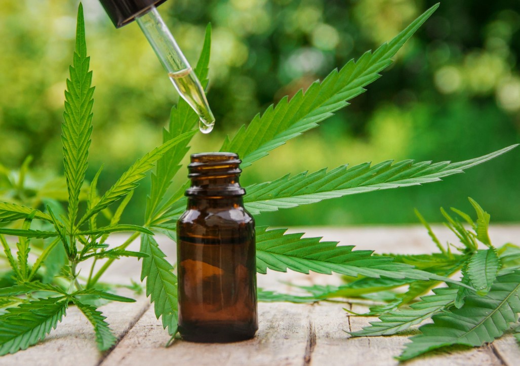 Marijuana Tincture: Your Complete Guide Marijuana Tincture 3 - Marijuana Tincture: Your Complete Guide