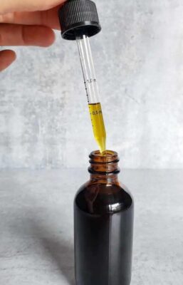 Marijuana Tincture: Your Complete Guide Marijuana Tincture 4 257x400 - Marijuana Tincture: Your Complete Guide