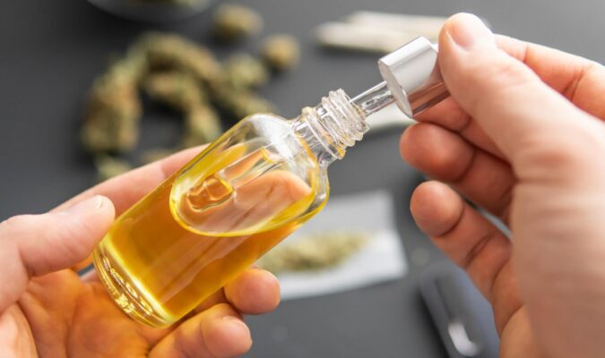 liquid thc everything you need to know 675x400 - Liquid THC: Everything You Need To Know